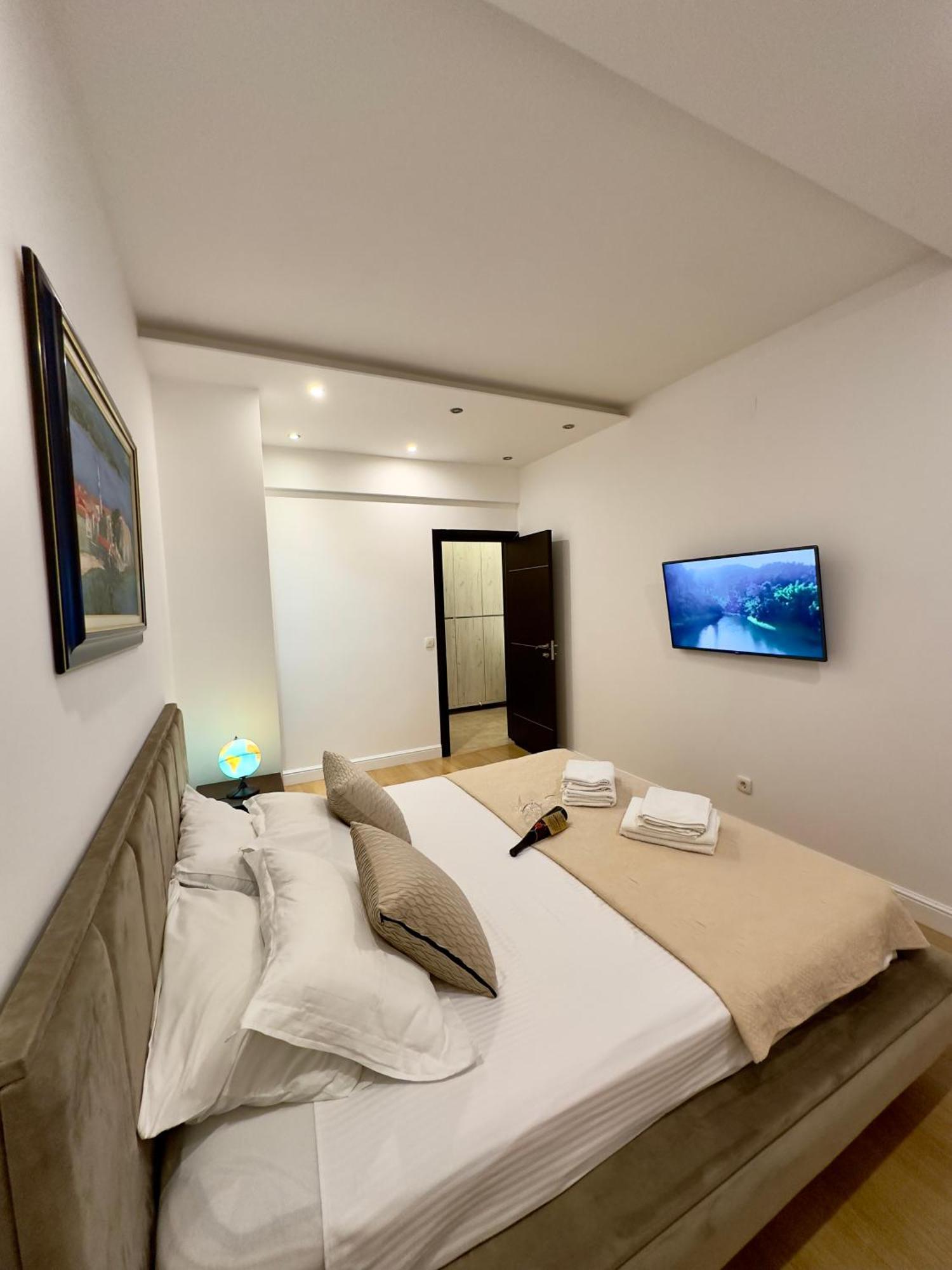 Lux Superior Apartment 120M2 In Heart Of Budva Eksteriør billede
