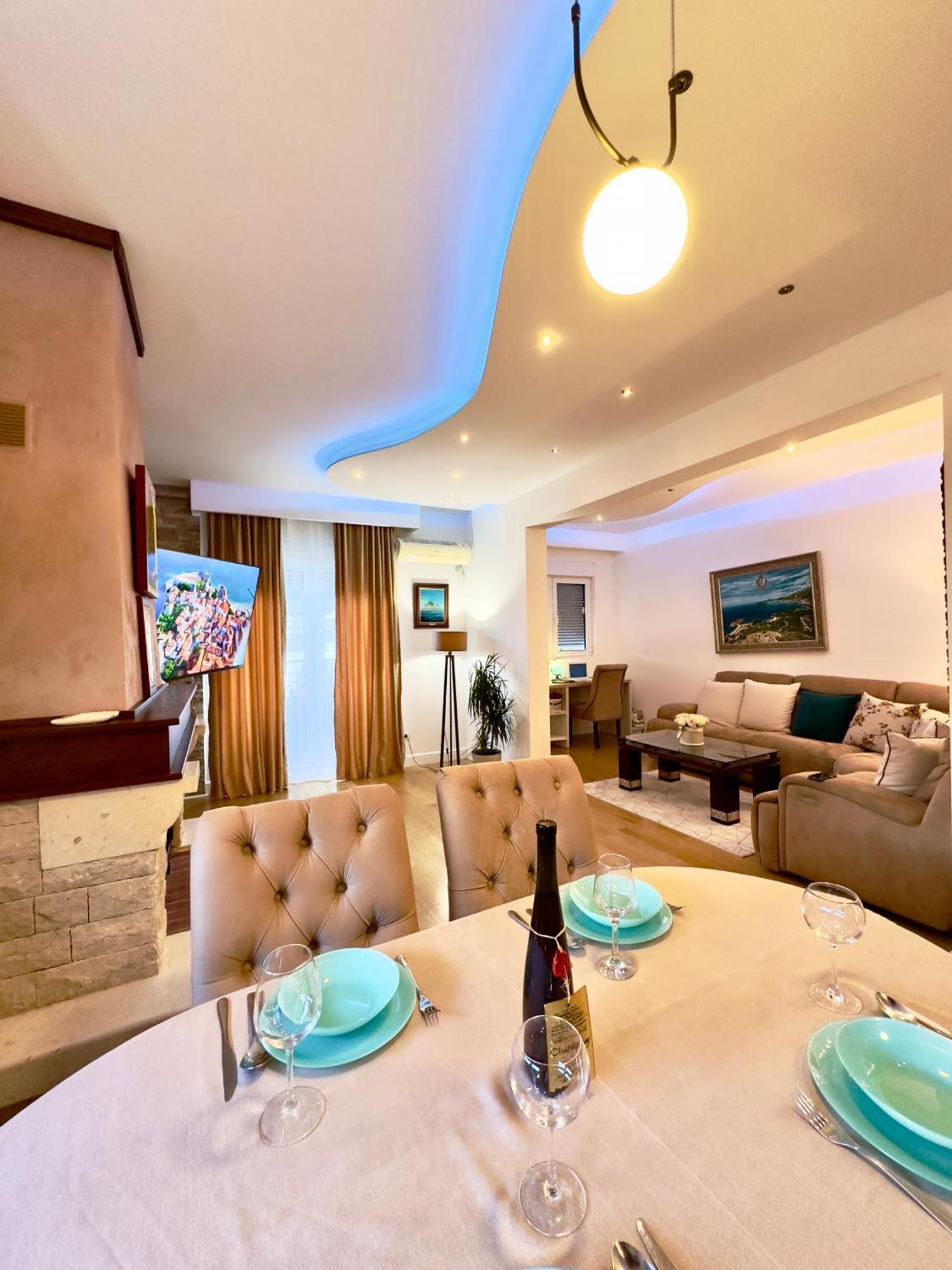 Lux Superior Apartment 120M2 In Heart Of Budva Eksteriør billede